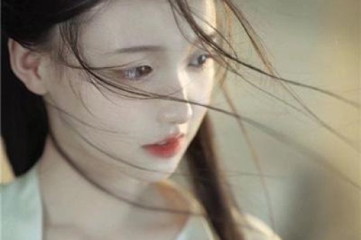 同样是售假董宇辉的全额退款比李维刚的假一赔十差了十八条街